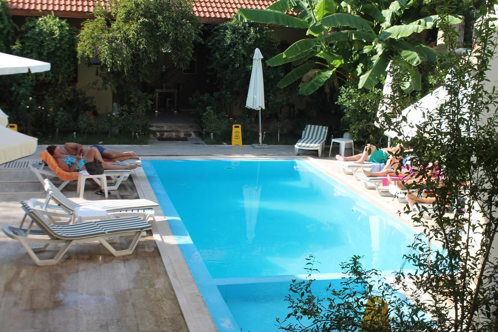 Hadrian Gate Otel Antalya