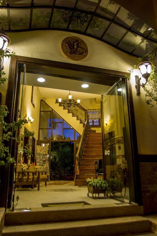 Deja Vu Hotel 3*
