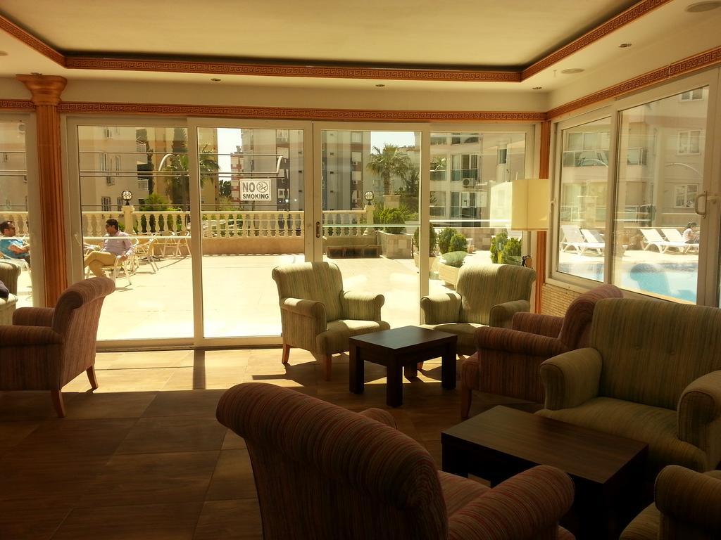 Lara Hadrianus Otel 3*