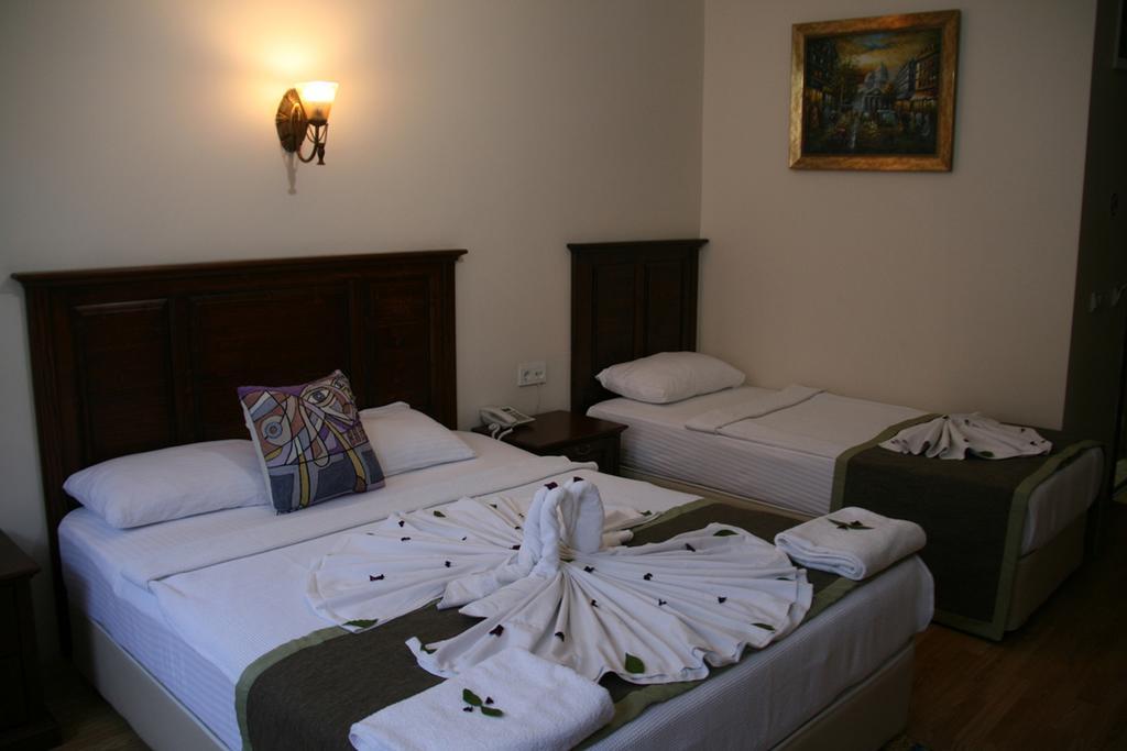 Hadrian Gate Otel Antalya