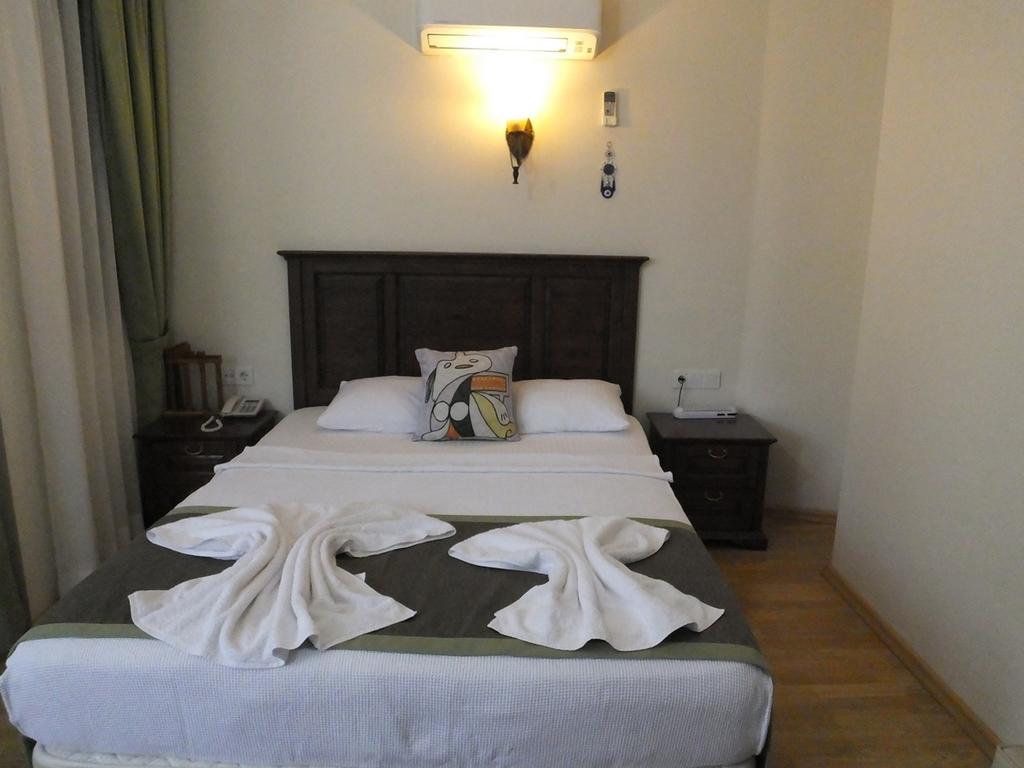 Otel Hadrian Gate 2*