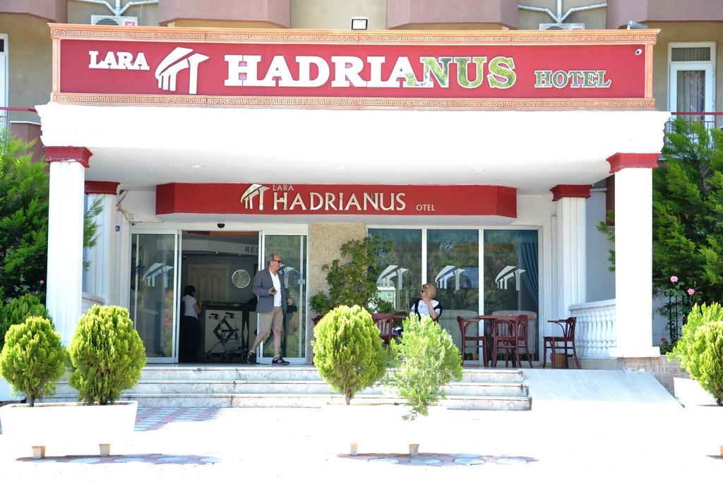 Otel Lara Hadrianus 3*