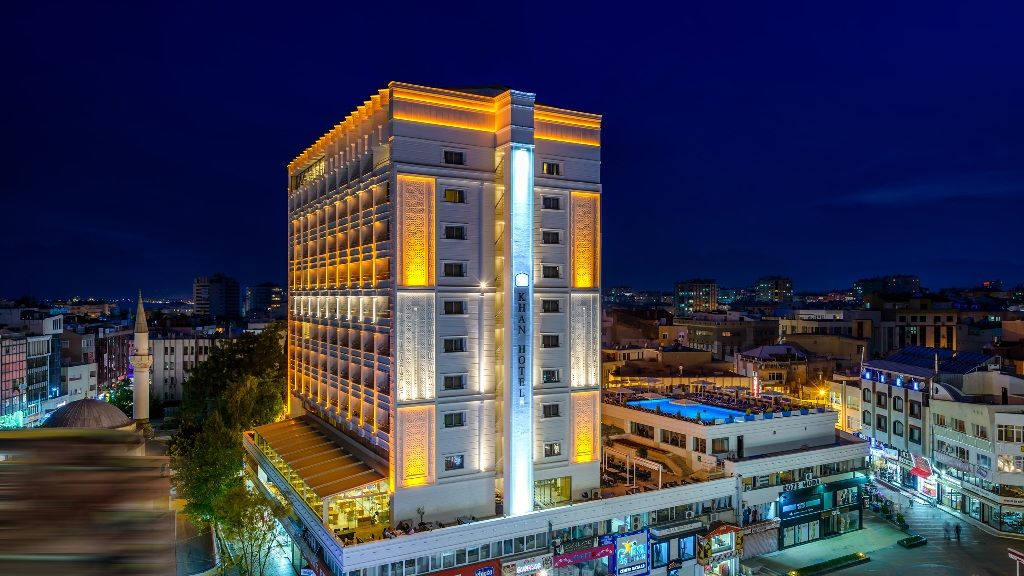 Hotel Western Khan 4*