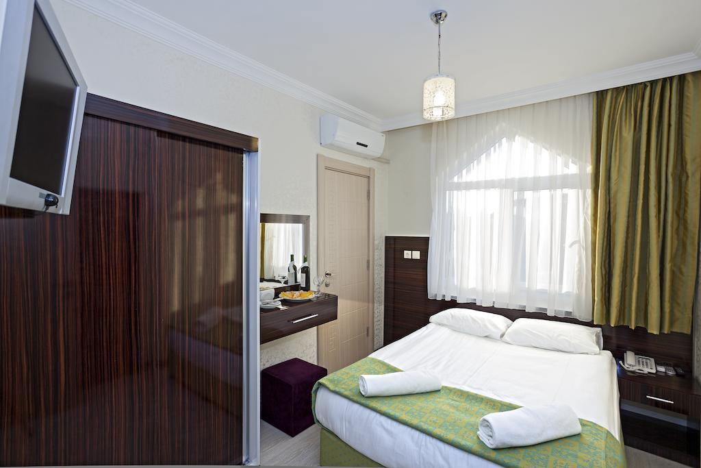 Otel Sato