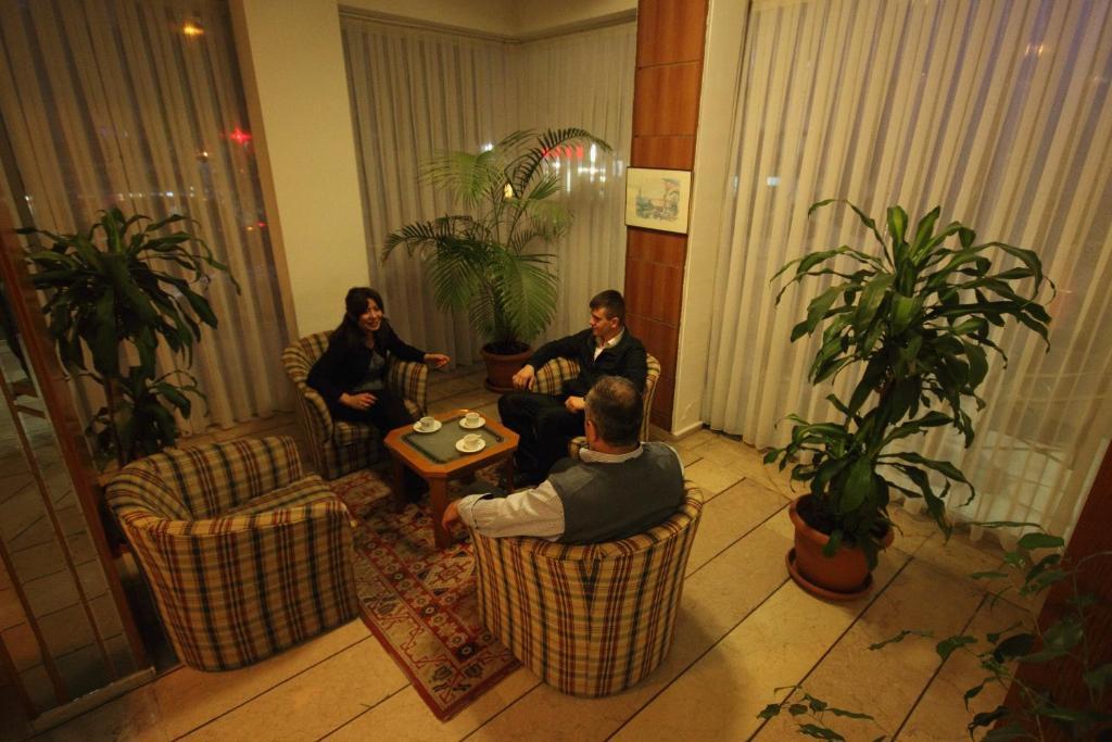 Gueleryuez 2 Hotel