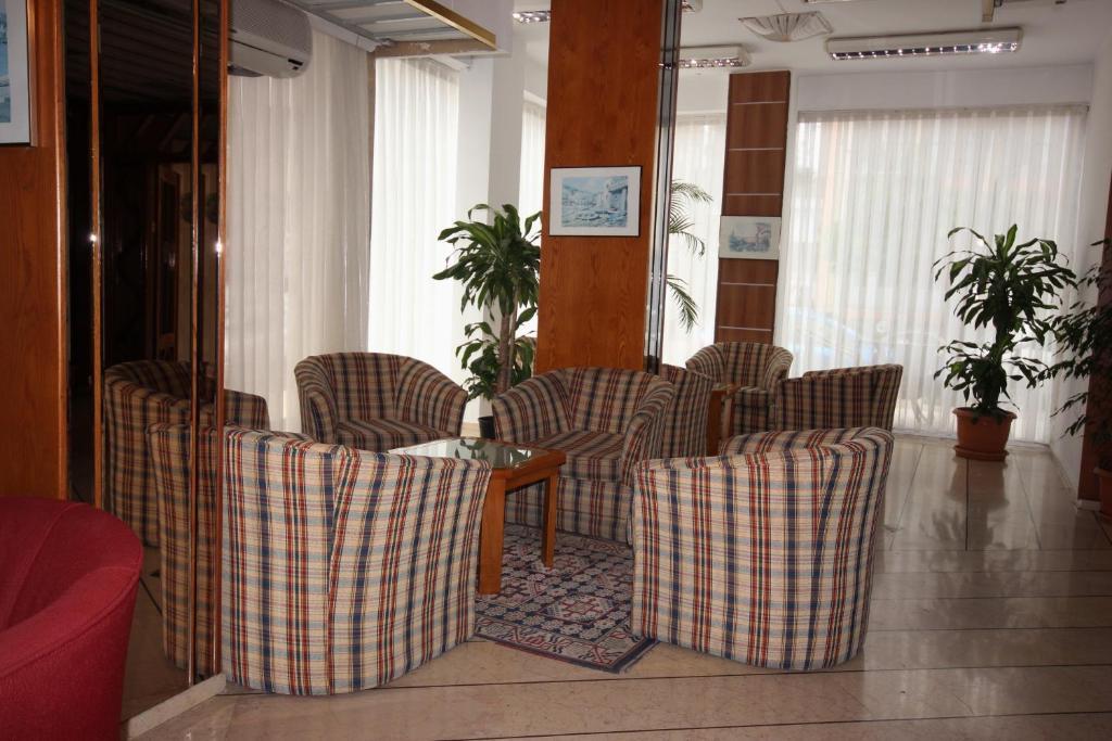 Gueleryuez 2 2* Antalya