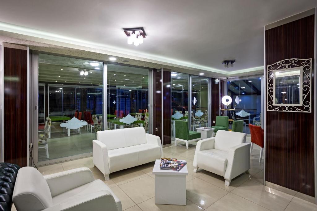 Sato Otel