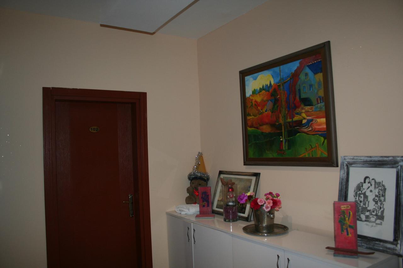 Life Hotel