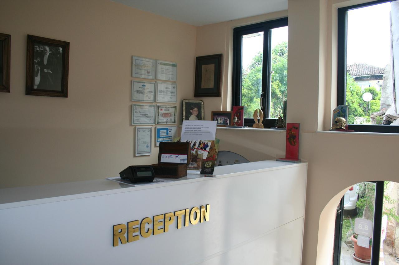 Life Hotel 3*