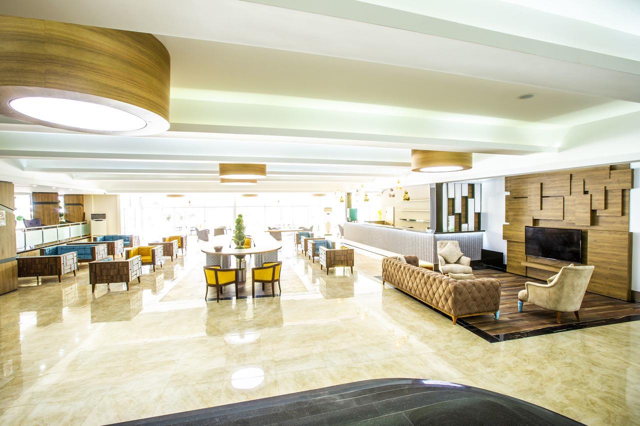 Club Delfin 4*
