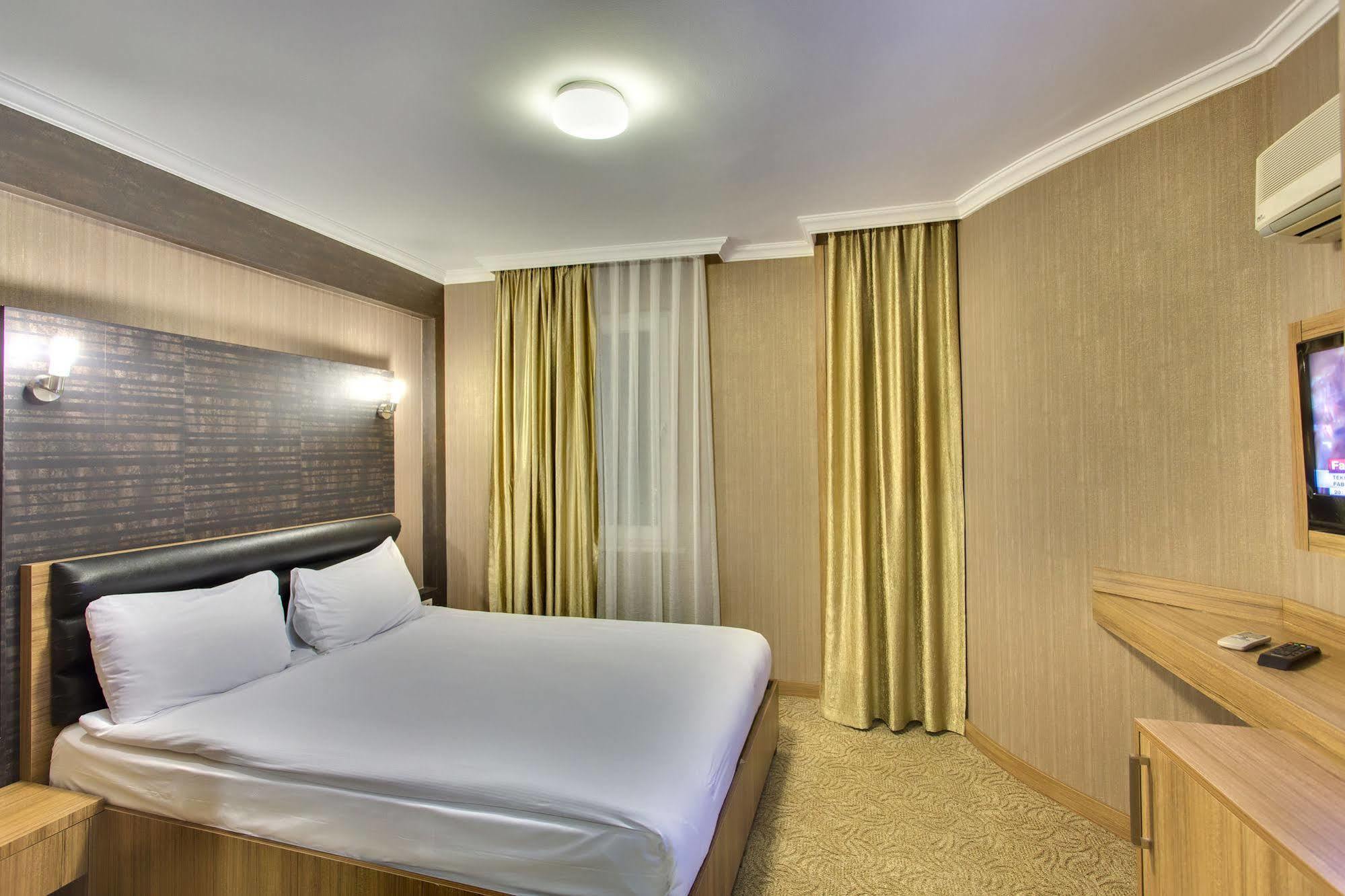 Antroyal Otel