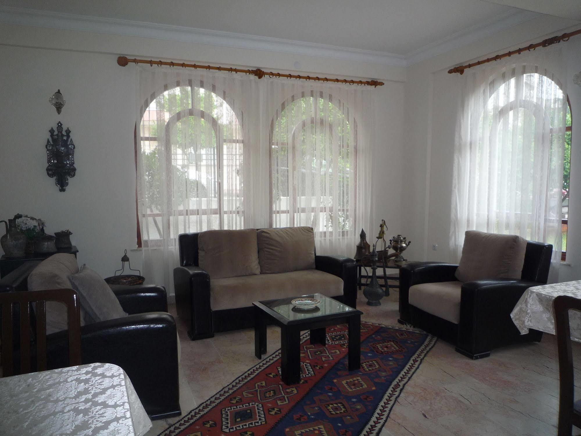 Pinus Hotel
