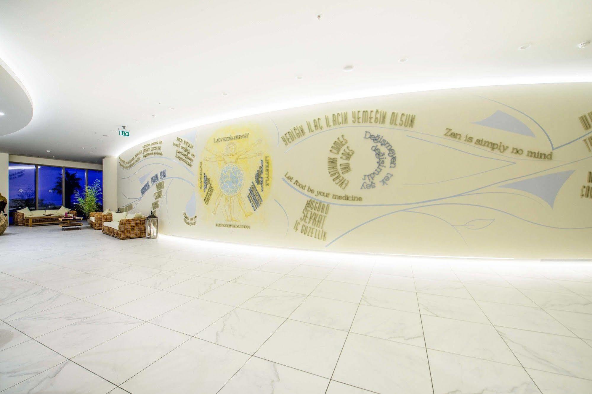 Otel The Lifeco Well-being Detox Center And Vegan 3*