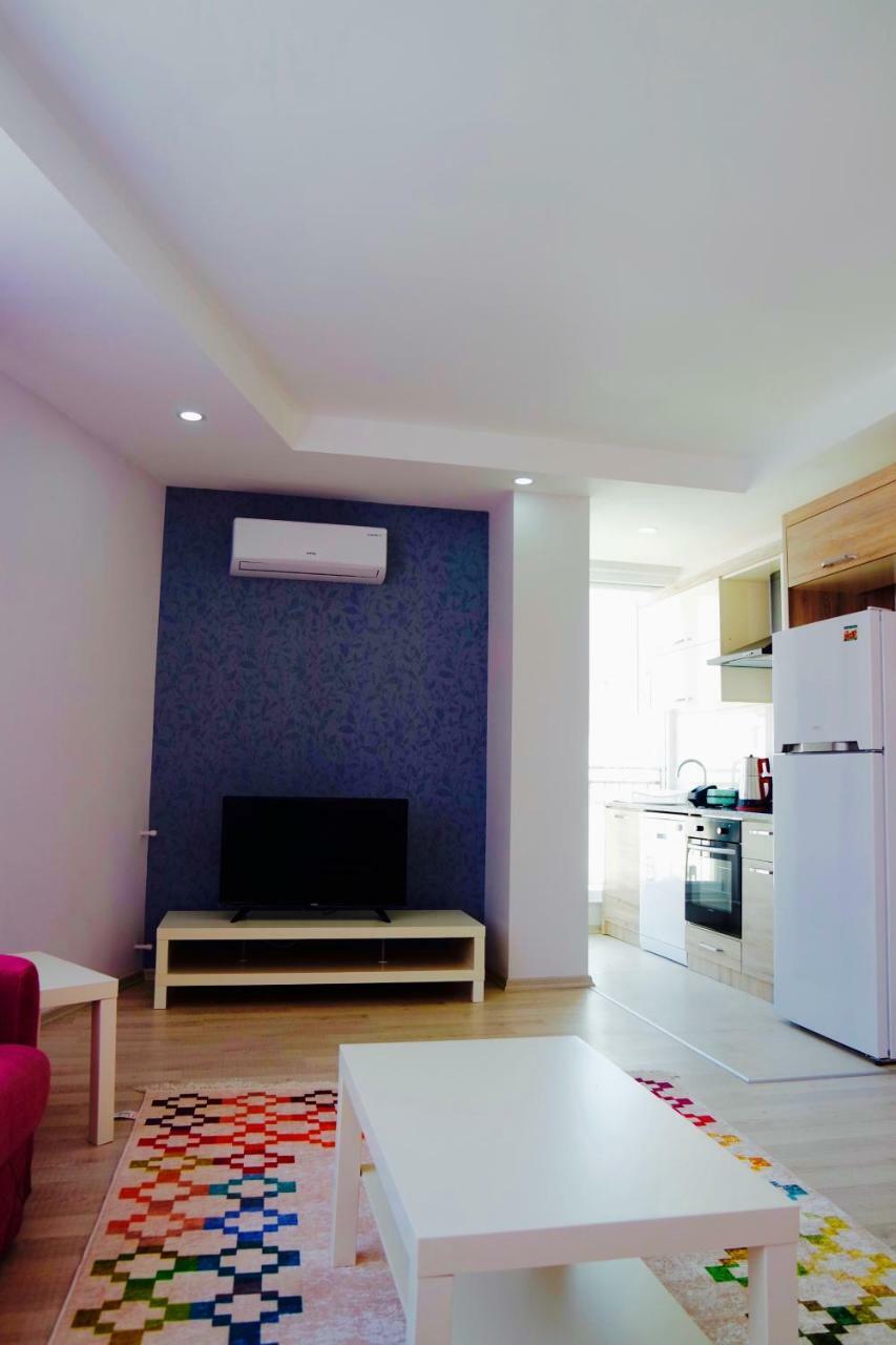 Modern Apartment *