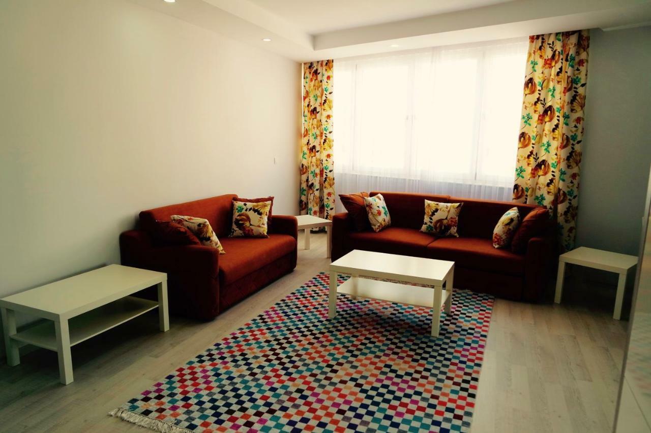 Modern Apartment *