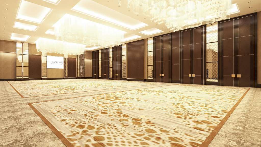 Doubletree By Hilton Centre Hotel Antalya