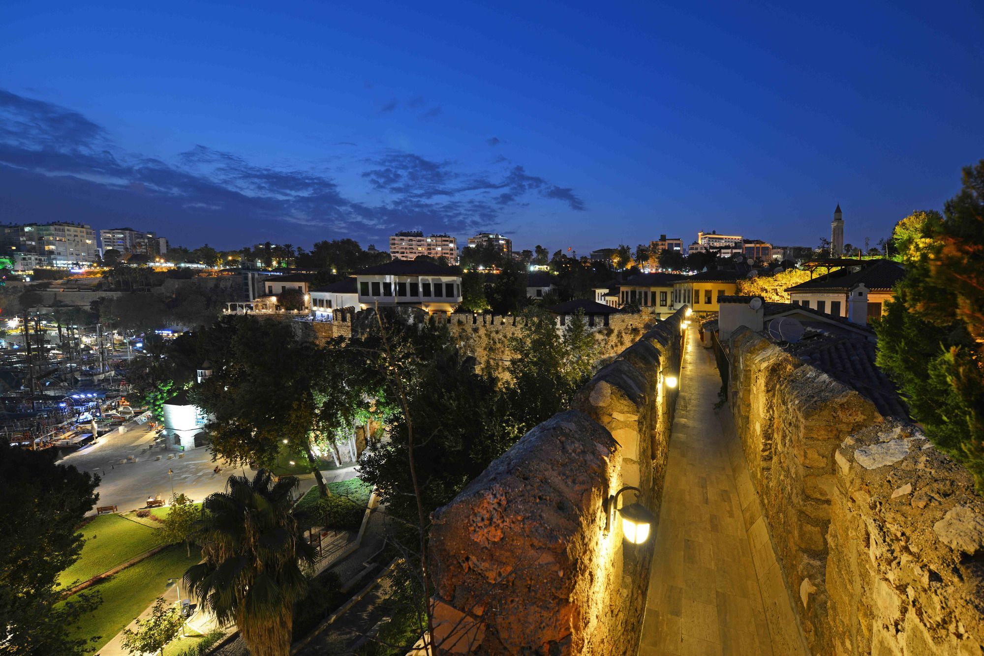 Ch Tutav Turkevleri Antalya