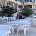 Mr Crane Hotel