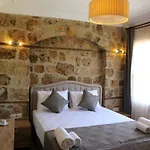 Villa Castle Inn