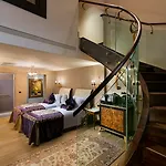Titanic Mardan Palace