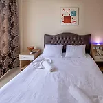 Ahsen Hotel