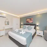 Studio Flat 3 Min To Hadrians Gate In Antalya
