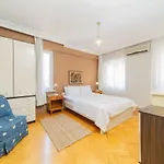 Flat W Balcony Fireplace 5 Min To Beach In Antalya