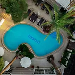 Elegance East Hotel