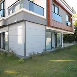 New Flat&Large Living Space 2-2 Near By Lara Beach