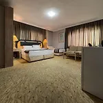Sever Suites Hotel