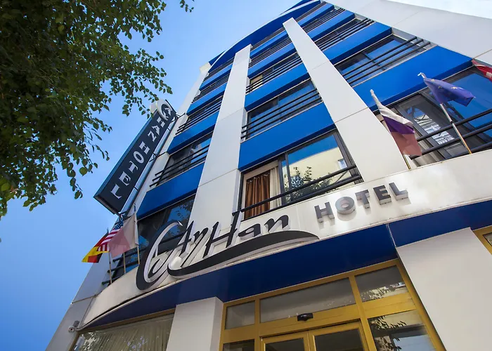 Ayhan Hotel