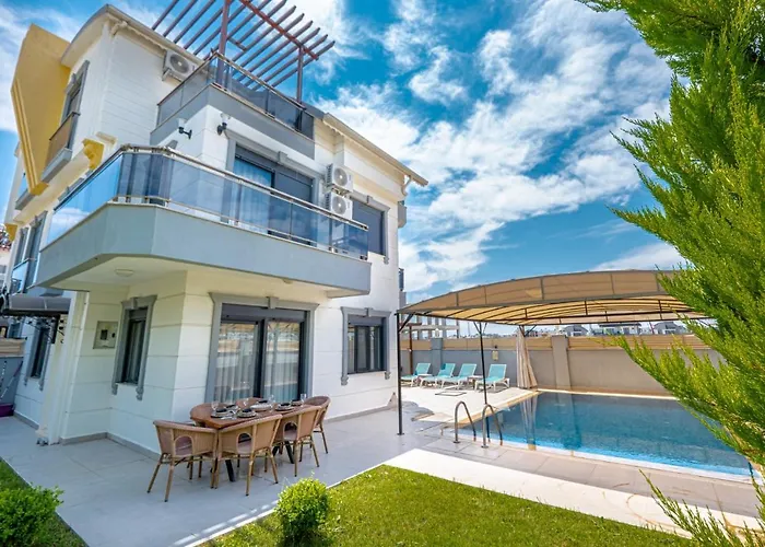 Secluded Villa With Private Pool In Antalya