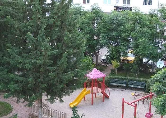Mckizilsaray Apart