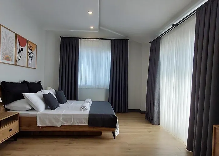 New Flat With Big Living Spaces 5 Near By Lara Beach