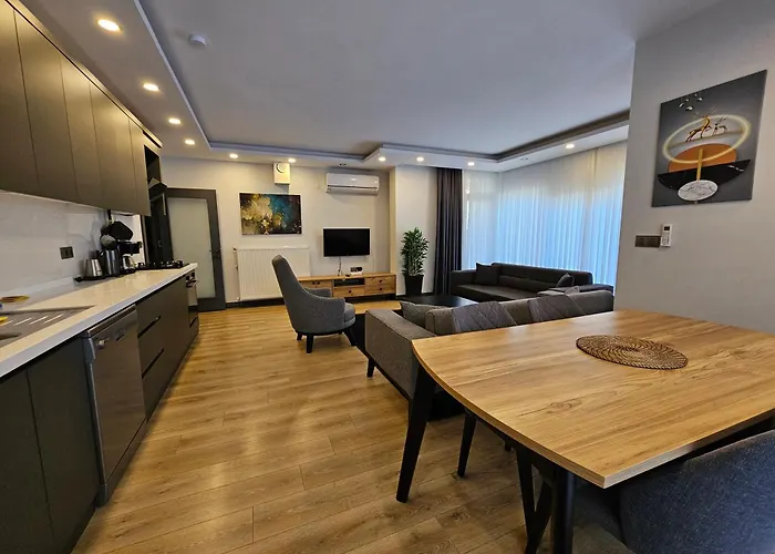 New Flat&Large Living Space 2-2 Near By Lara Beach