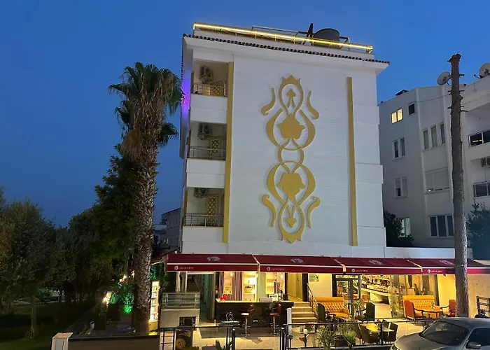 Dionisus Hotel Lara
