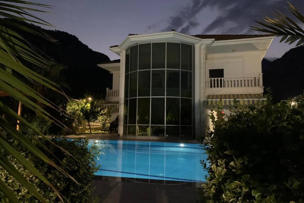 Luxury For Rent In Kemer, Goynuk Villa *