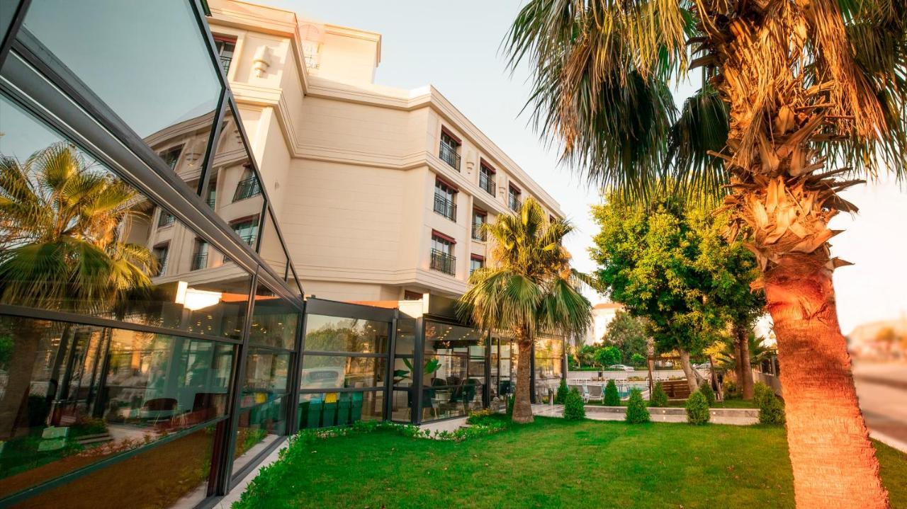 Hotel Leaf Port