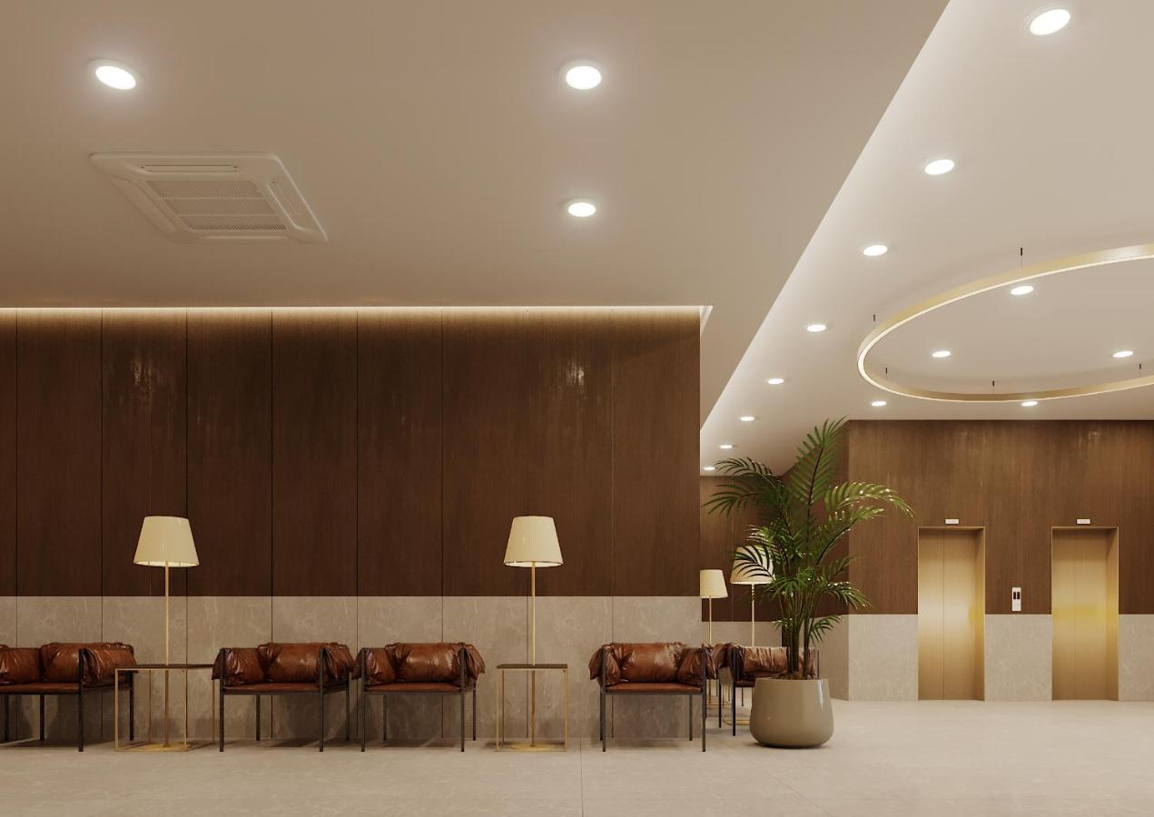 Ring Downtown 4*