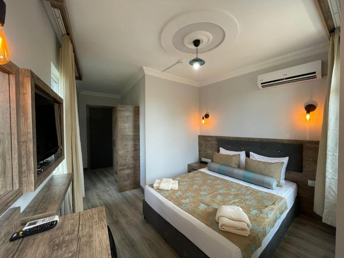 Seven Homestay *