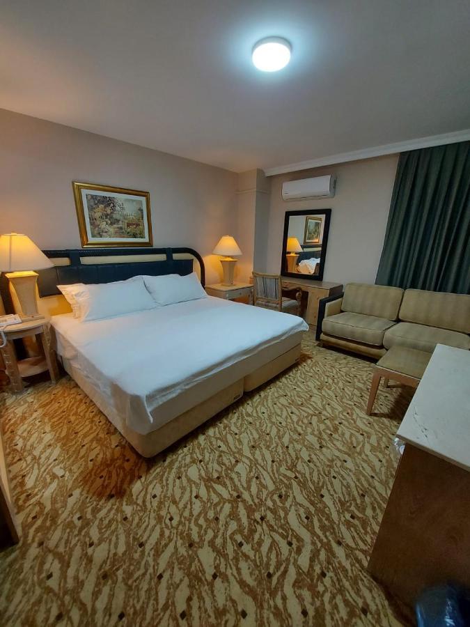Sever Hotel *