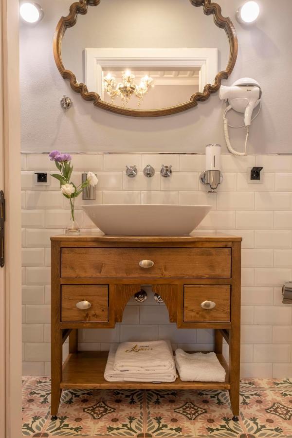 Bed & Breakfast Lykia Old Town *