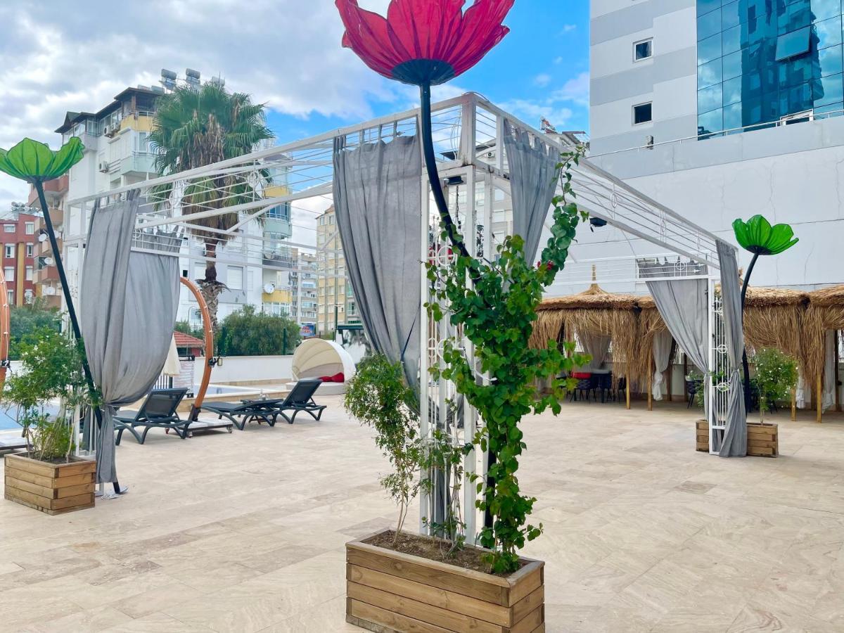 Only One Suites & Residences Antalya
