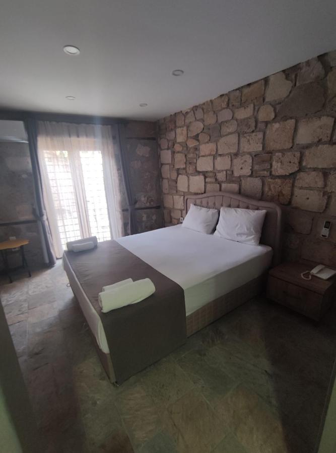 Castle Boutique Pansiyon Antalya