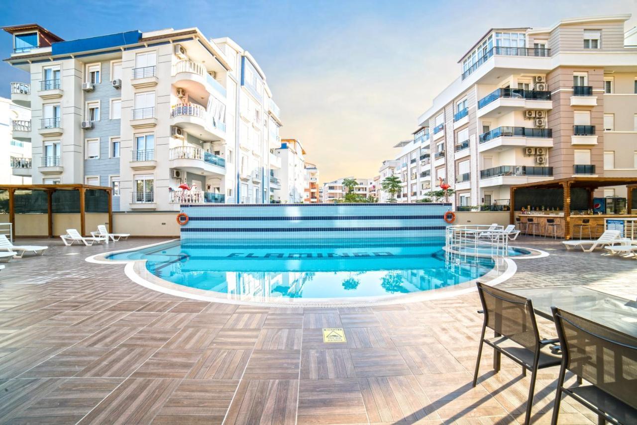 Flamingo Aparthotel