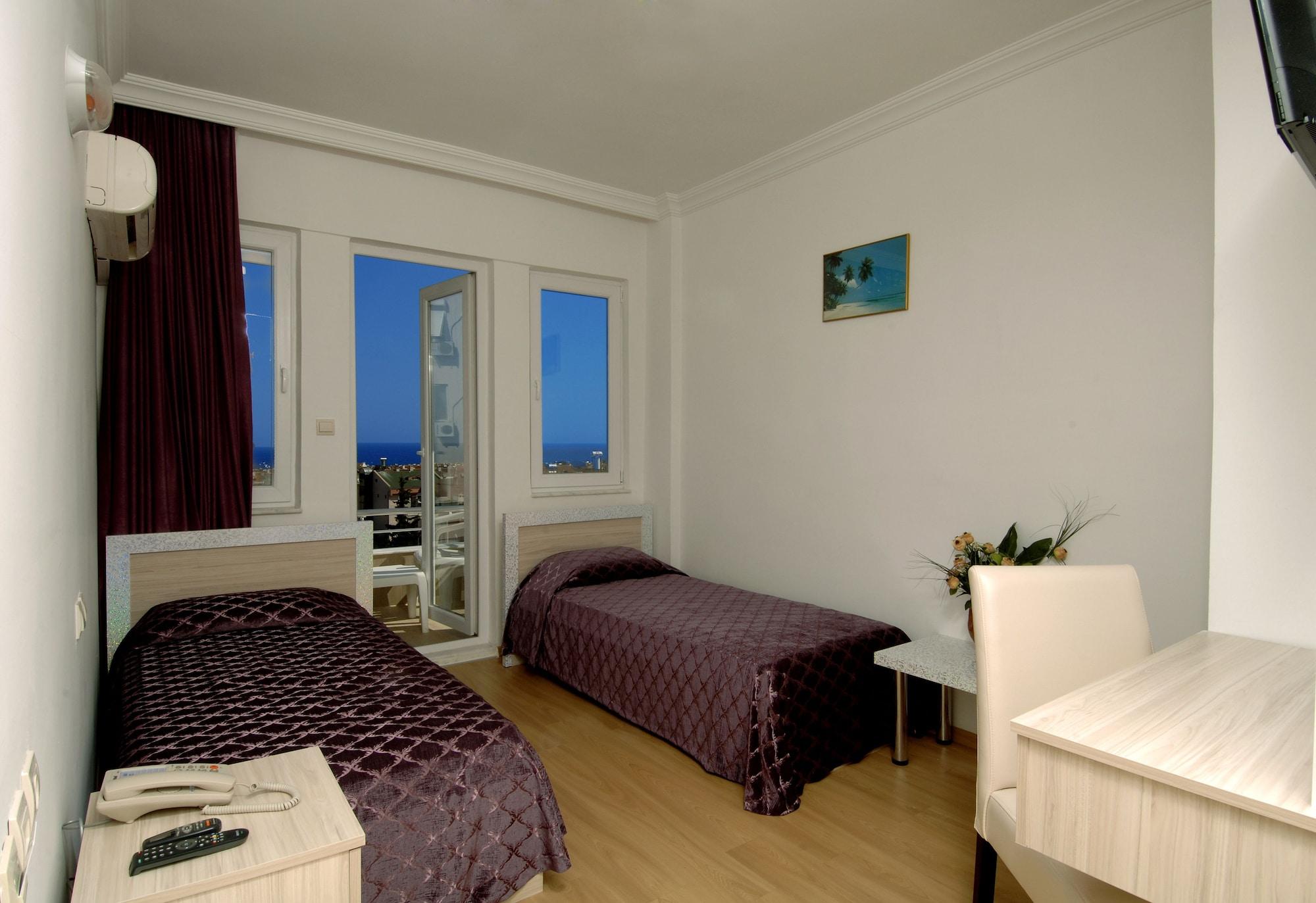 Lara Diamond Hotel 3*