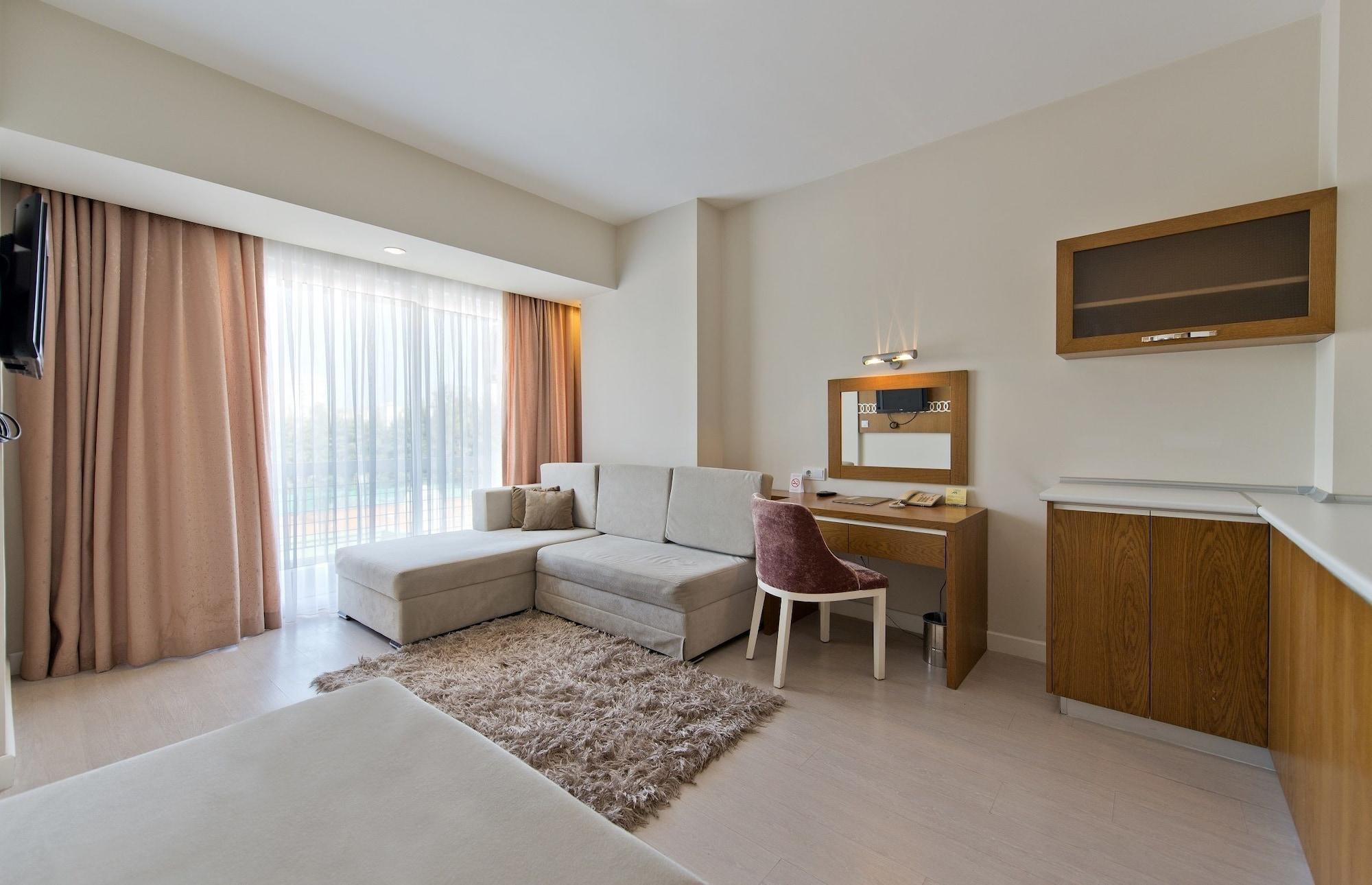 Hotel Nashira Antalya