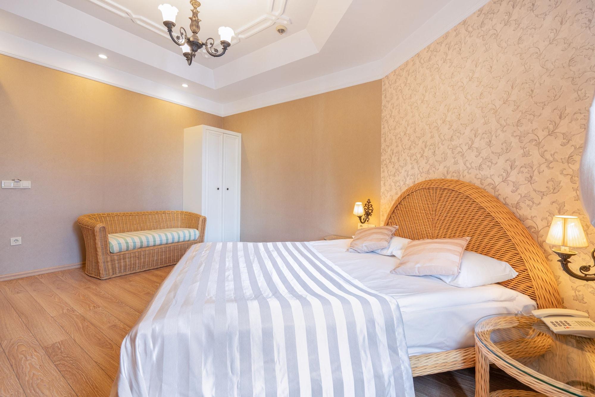 Aspen Kaleiçi 4* Antalya