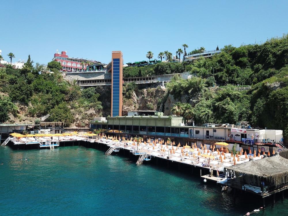 Bilem & Hotel 4*