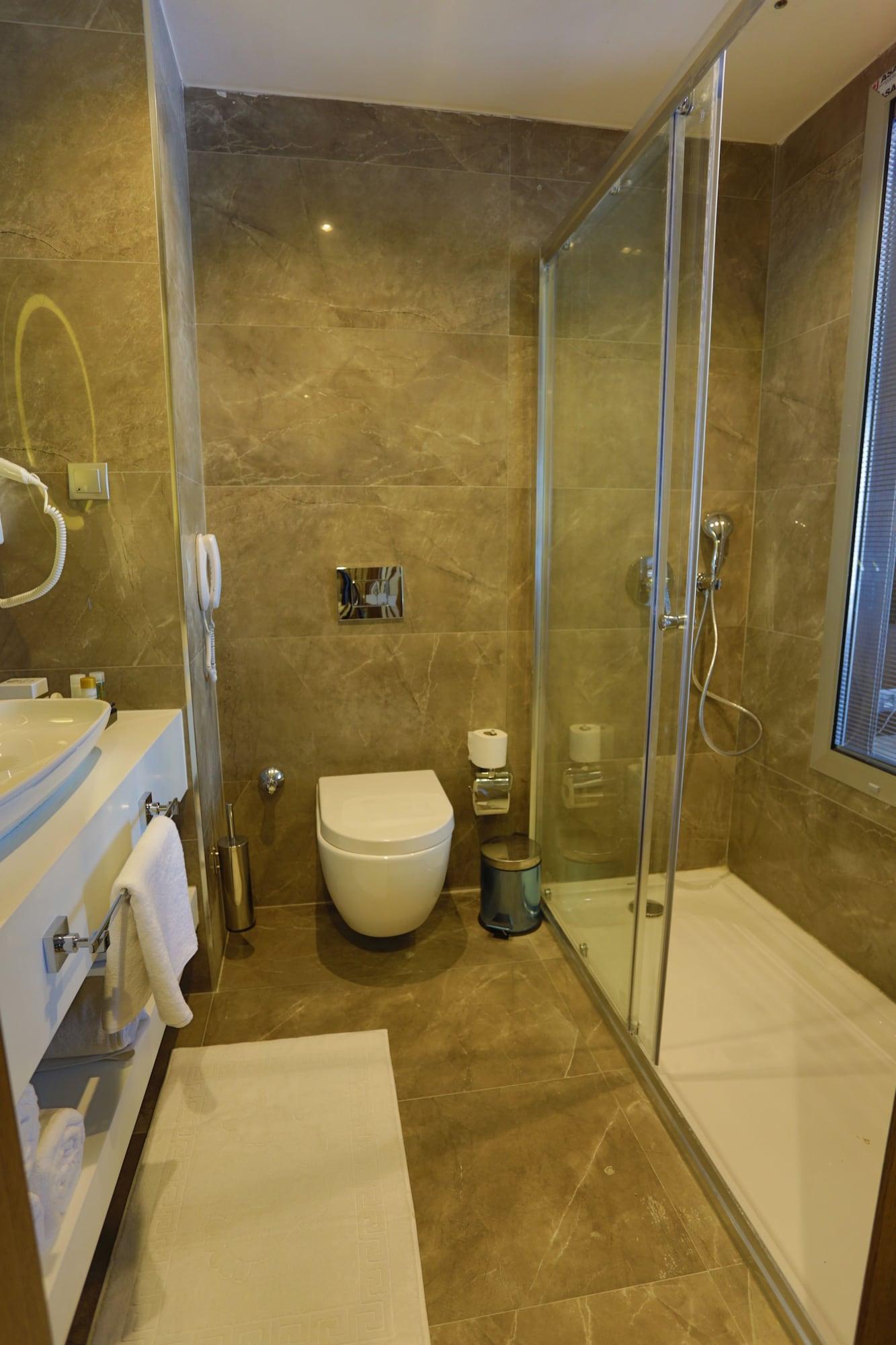 B Business Hotel&spa Hotel